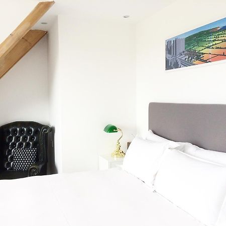 Bed and Breakfast The Blue Door New Quay Exterior foto