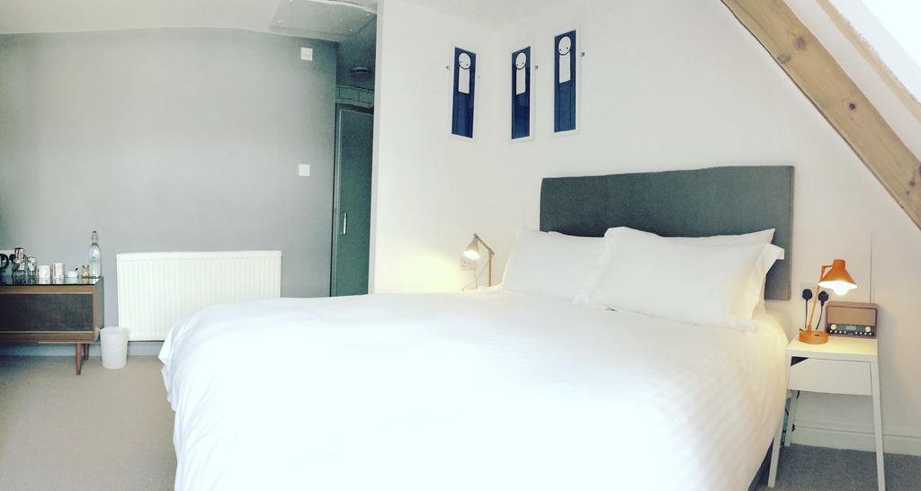 Bed and Breakfast The Blue Door New Quay Exterior foto